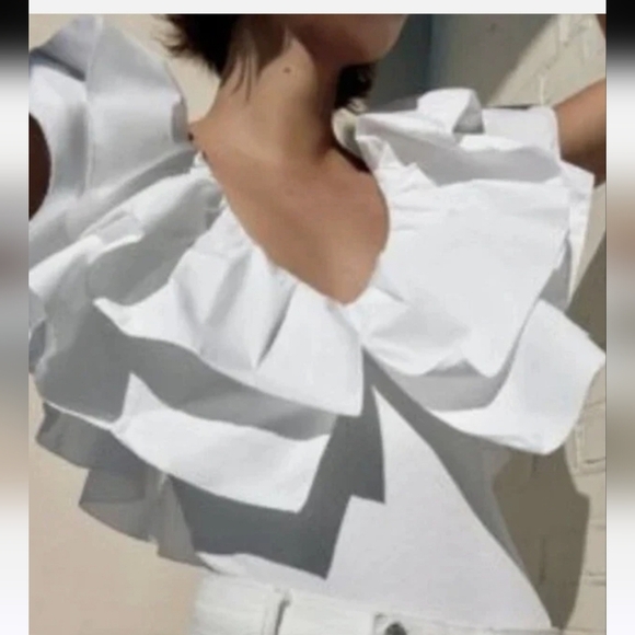 ZARA Deep V Neck Statement Ruffle Neckline One Piece Suit/bodysuit. White.SM - Picture 3 of 16